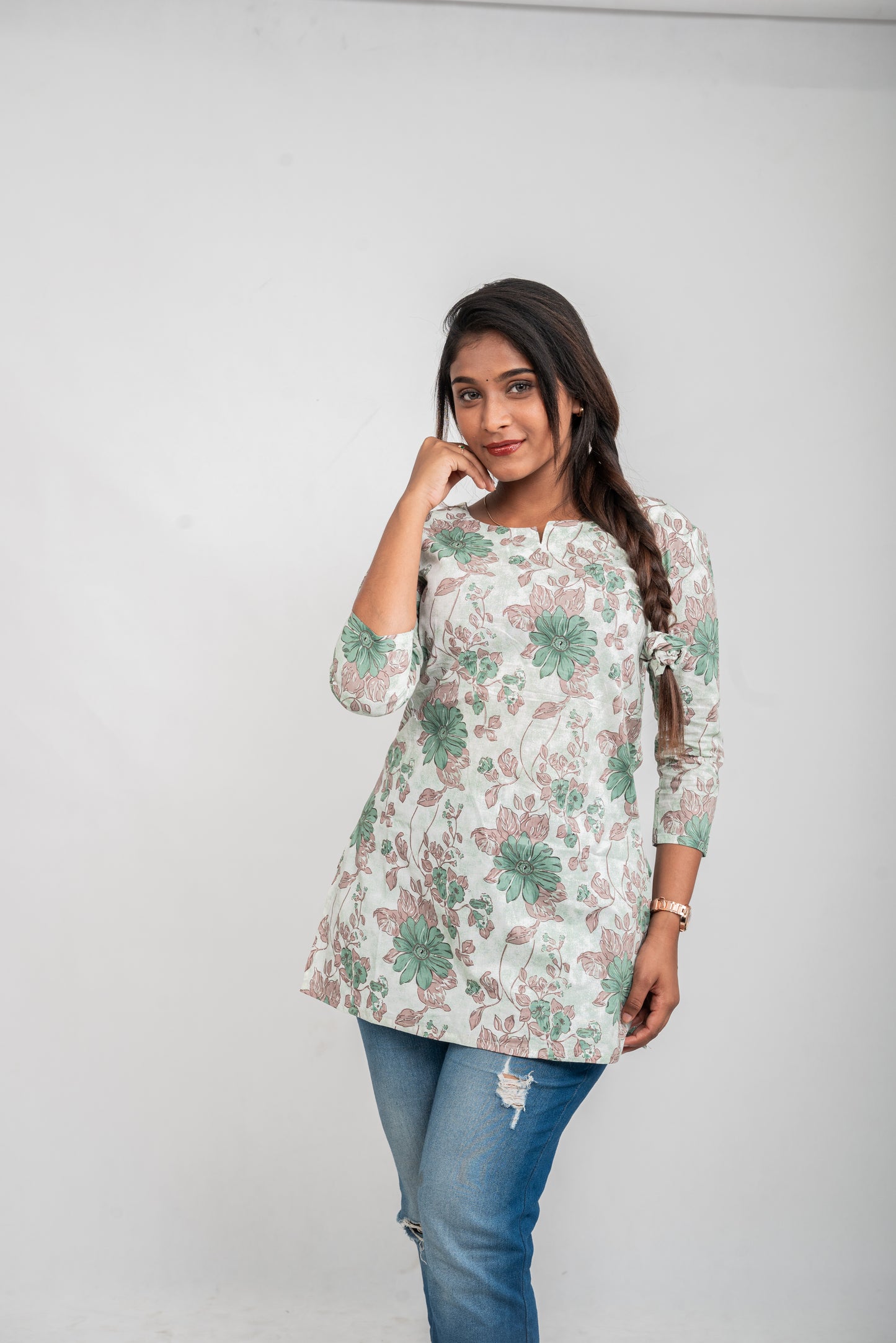 EMERALD BLOOM - GREEN SIDE SLIT SHORT KURTI