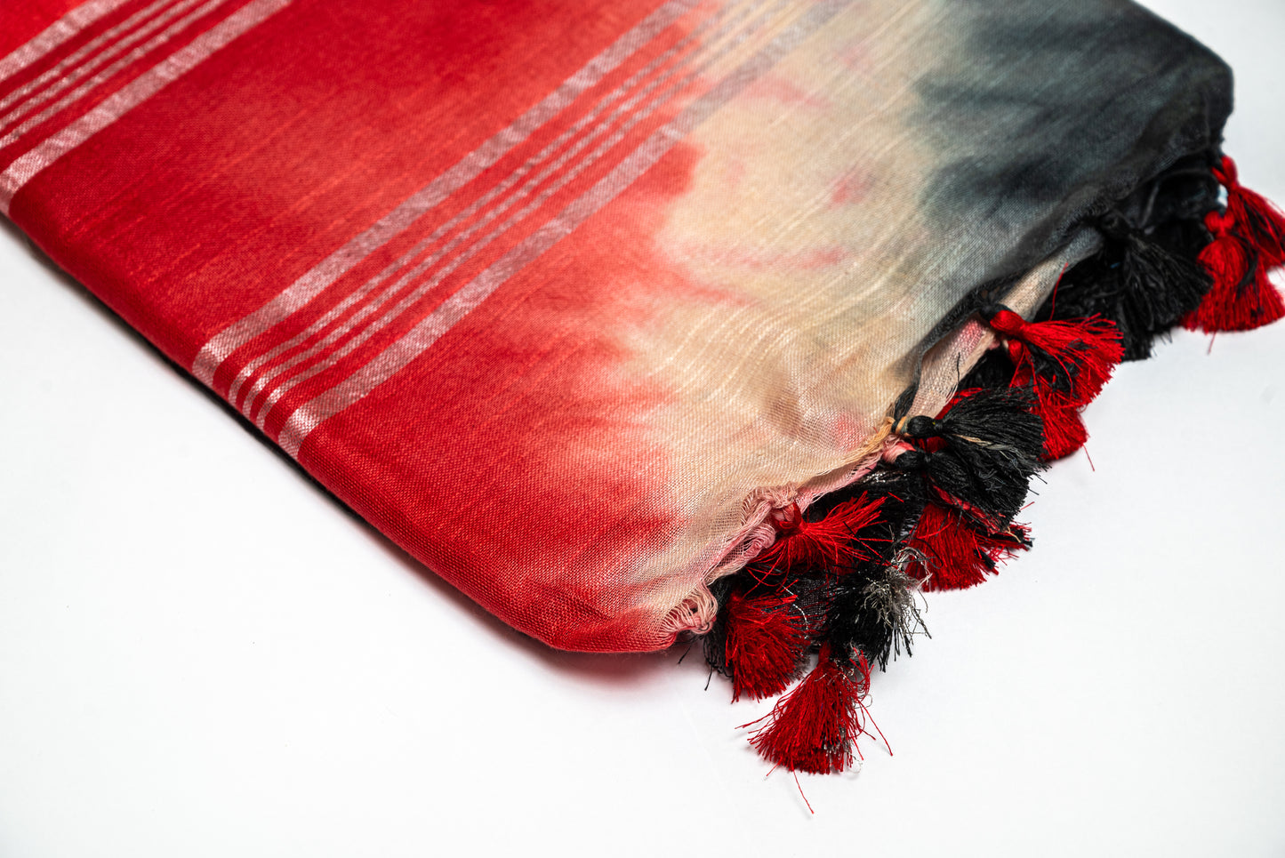 Midnight Rose - Elegant Red and Black Linen Saree