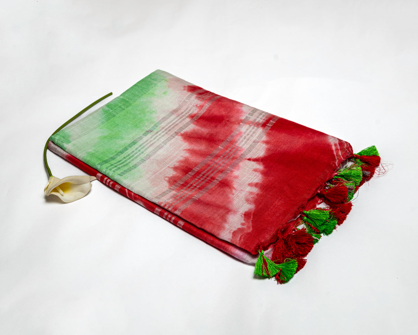 Verdant Blaze - Vibrant Red and Green Tie-Dye Linen Saree